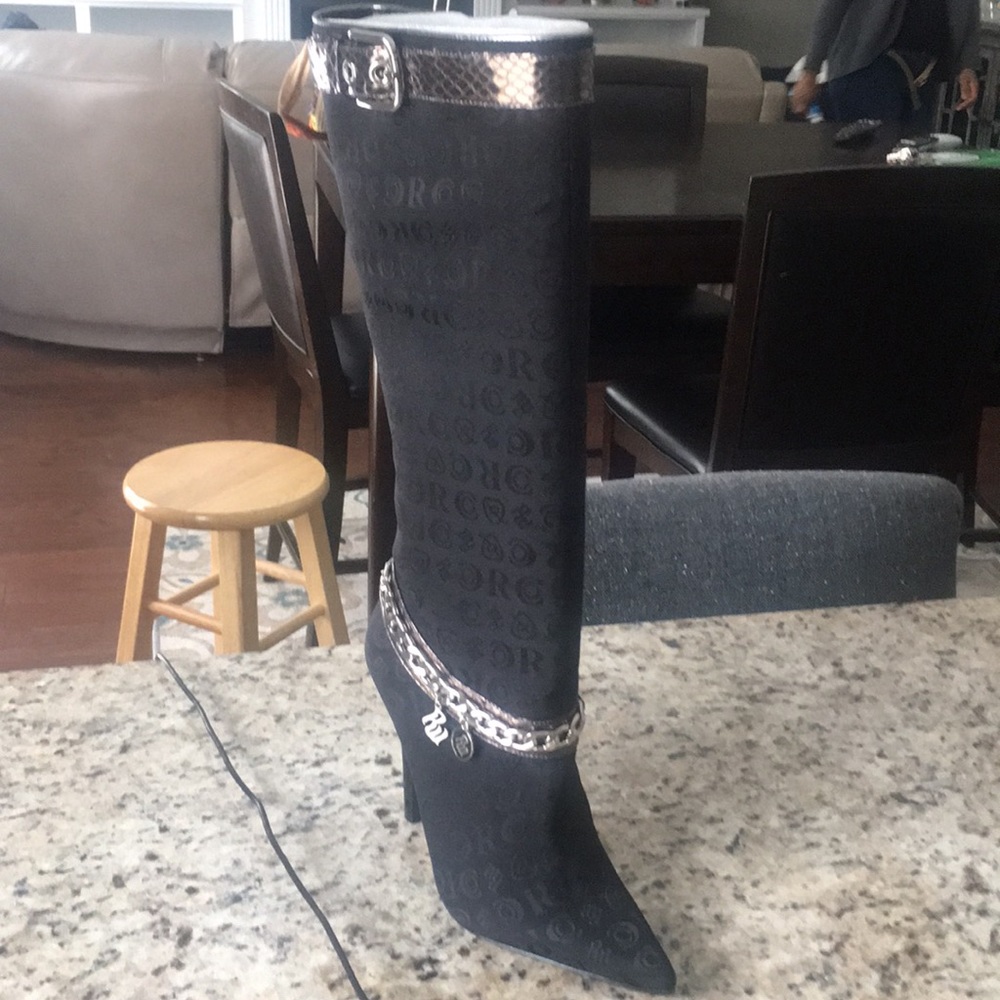 Black Boots